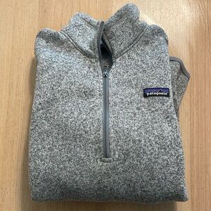 Women’s Patagonia Quarter Zip Size Large